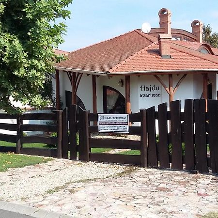 Hajdu Apartman 1. Hajdúszoboszló Esterno foto