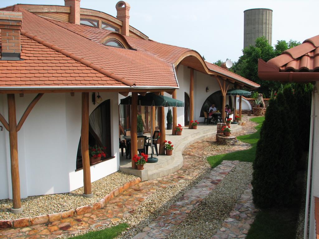 Hajdu Apartman 1. Hajdúszoboszló Esterno foto